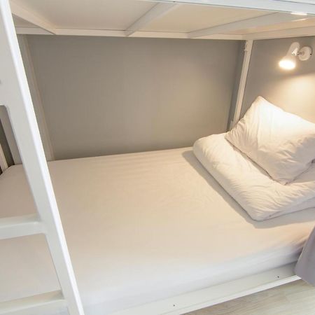 Ekanake hostel Bangkok Buitenkant foto
